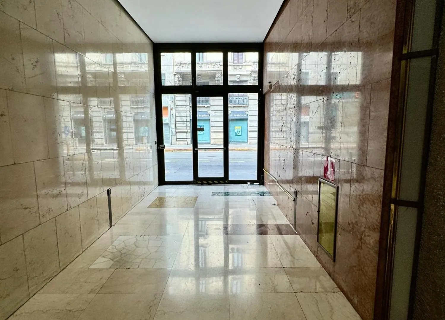 Four Bedroom Apartment In The Centre Of The City Milan 0*,