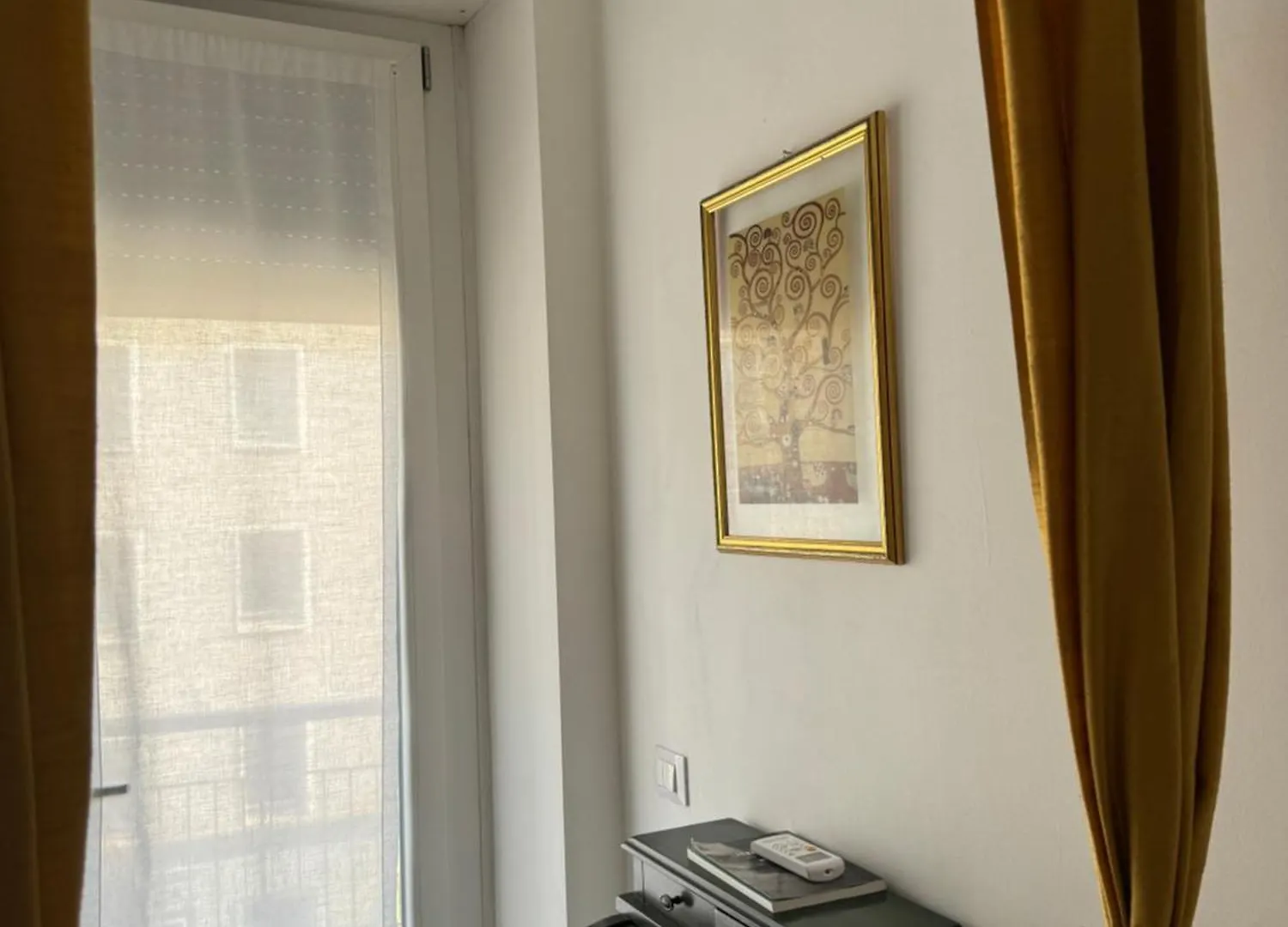 Four Bedroom Apartment In The Centre Of The City ミラノ 0*,